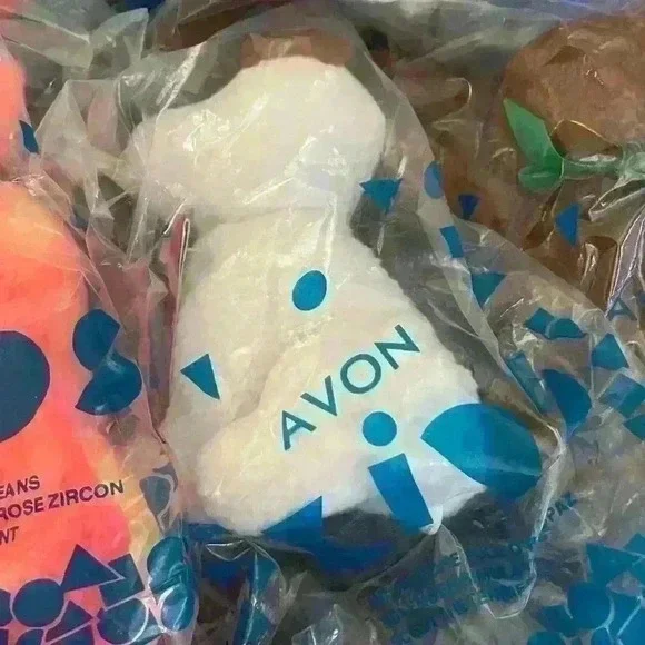 Avon Full O' Beans Birthstone Millennium 1999 Set NEW
With Tags Lot of 12 - Picture 8 of 11